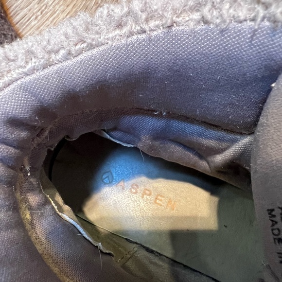 Women’s Cozy Cardigan and Aspen Boots Outfit - Picture 13 of 16